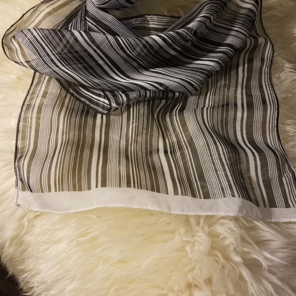 5/25 semi Sheer lightweight neutral accent black white striped fashion scarf - Picture 2 of 4